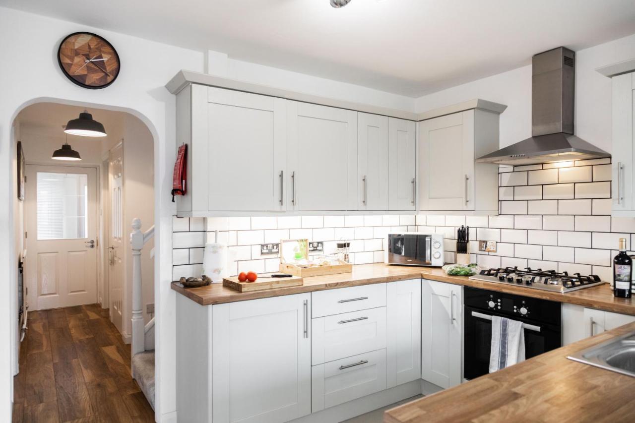Maunsell House - Lovely Central Home Near Designer Outlets & Town With Parking Ashford  Eksteriør bilde