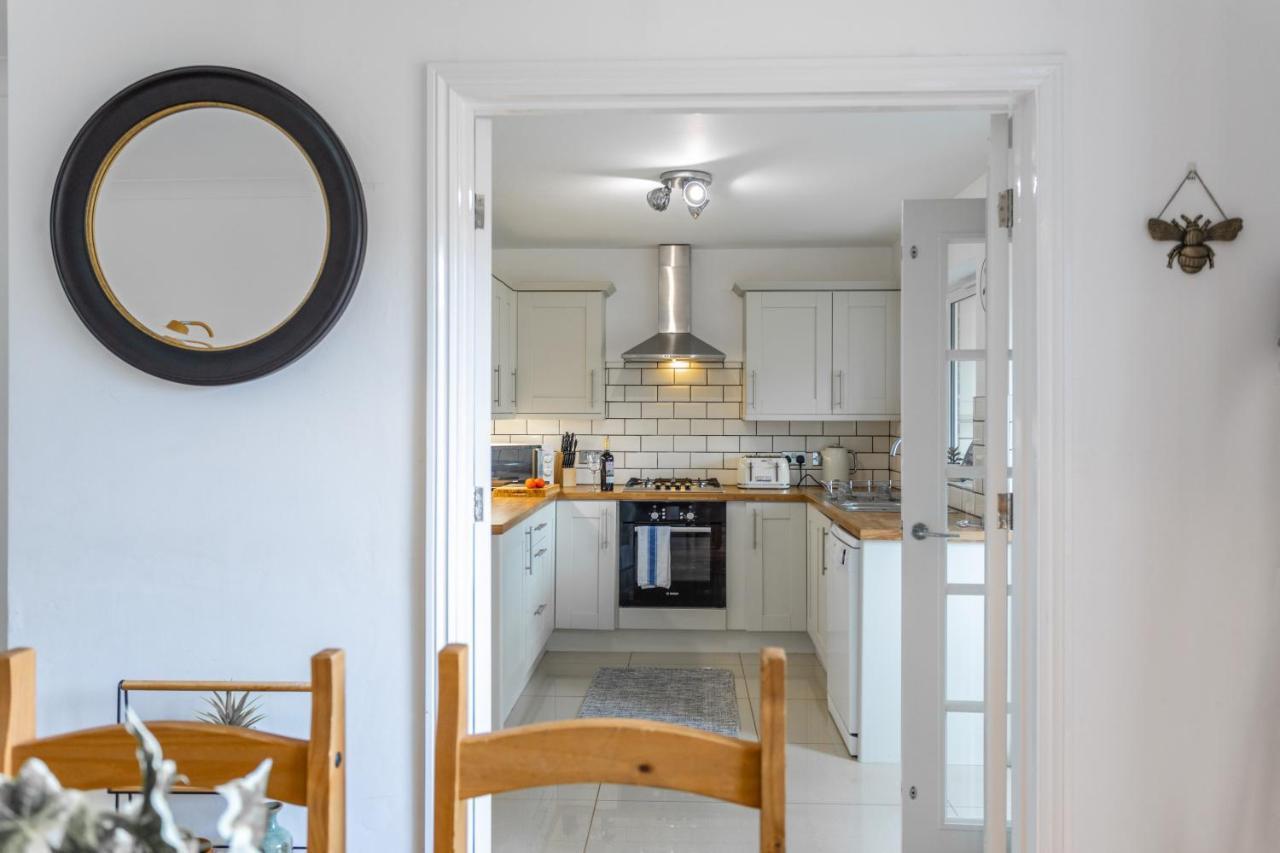 Maunsell House - Lovely Central Home Near Designer Outlets & Town With Parking Ashford  Eksteriør bilde