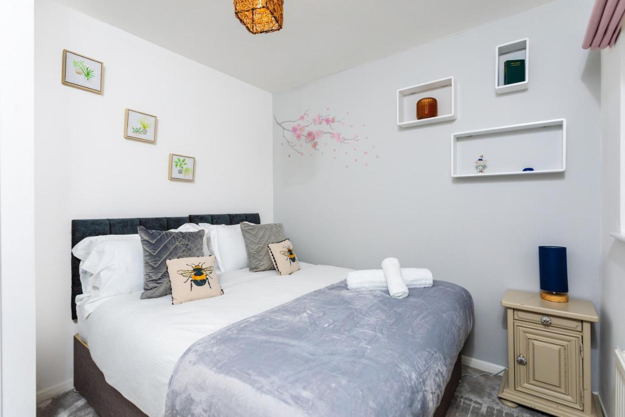 Maunsell House - Lovely Central Home Near Designer Outlets & Town With Parking Ashford  Eksteriør bilde