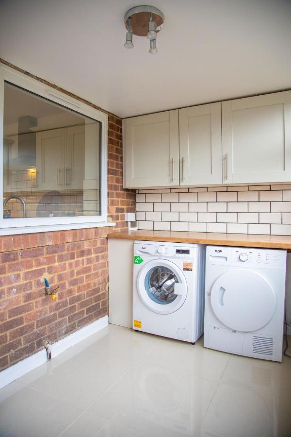 Maunsell House - Lovely Central Home Near Designer Outlets & Town With Parking Ashford  Eksteriør bilde