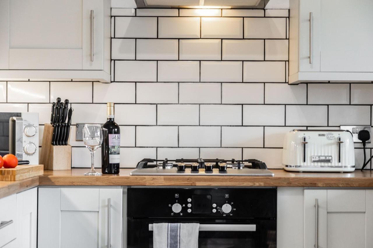 Maunsell House - Lovely Central Home Near Designer Outlets & Town With Parking Ashford  Eksteriør bilde